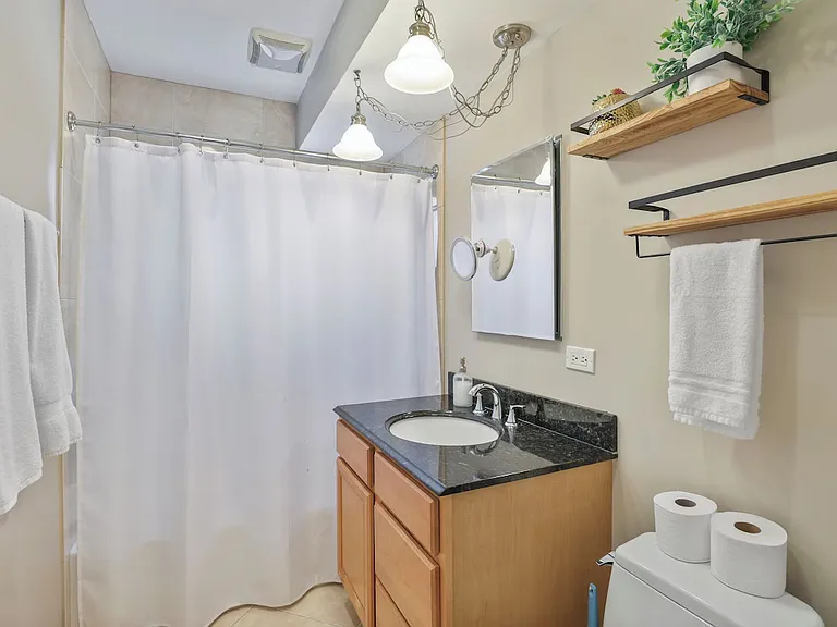 105 N Prindle Ave — Photo 41