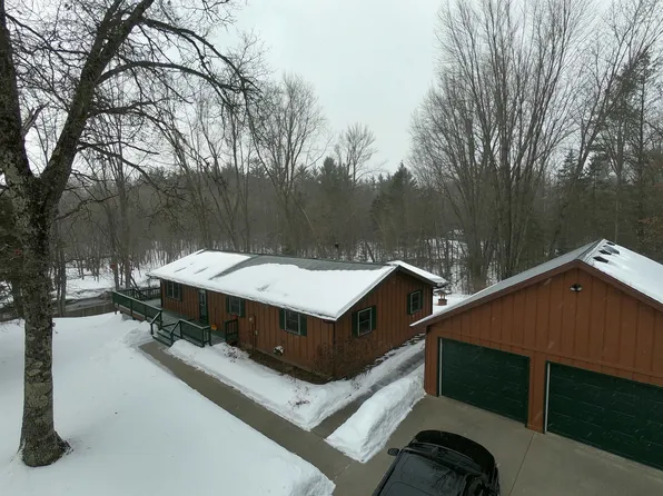 N16416 Dam Rd, Pembine, WI 54156