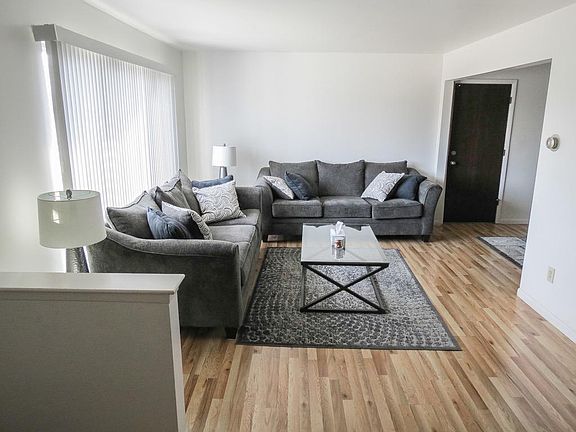 3rd image of 37702 Colonial Dr