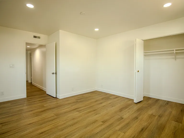 1409 S Adria St — Photo 14