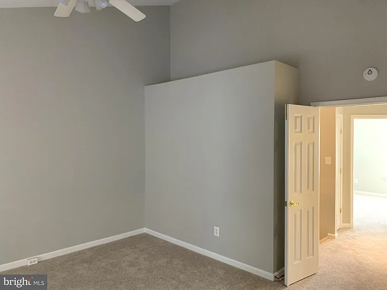 3384 Governors Crest Ct — Photo 25