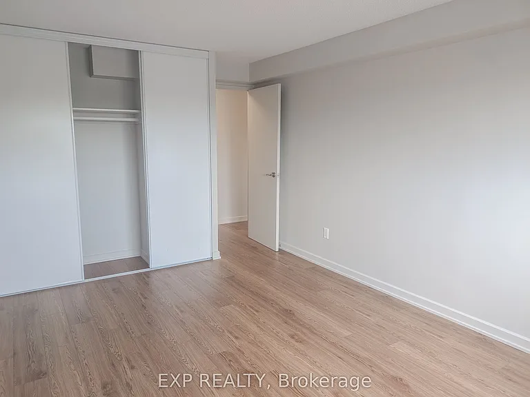 981 Gulf Pl #611 — Photo 16