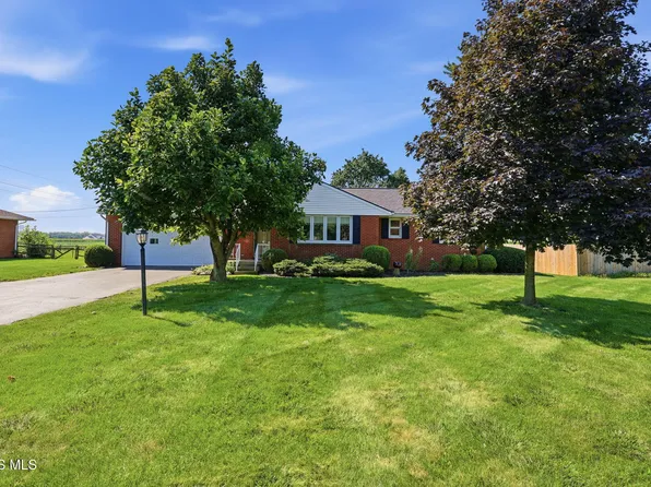 2033 W Sandusky St, Findlay, OH 45840