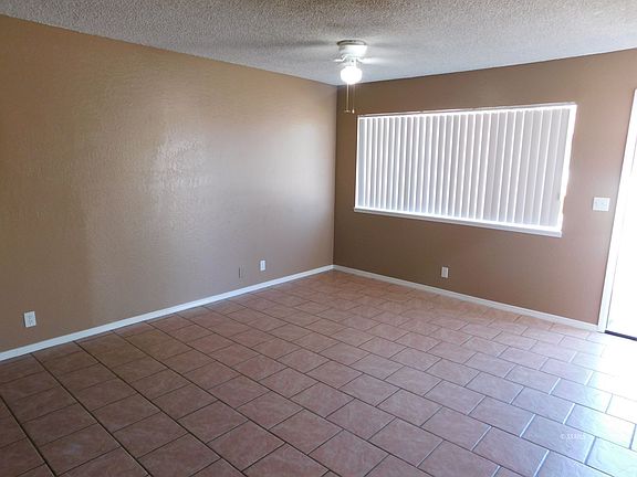 3rd image of 640 Commercial Ave
