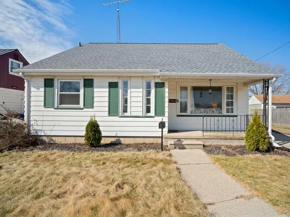 7514 32nd AVENUE, Kenosha, WI 53142