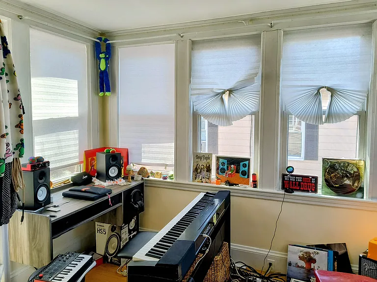 6 Mapleton St #1 — Photo 11