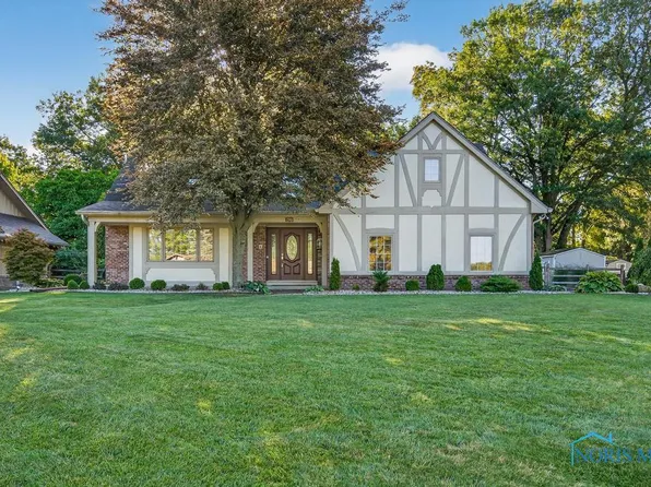 2945 Byrnwyck, Maumee, OH 43537