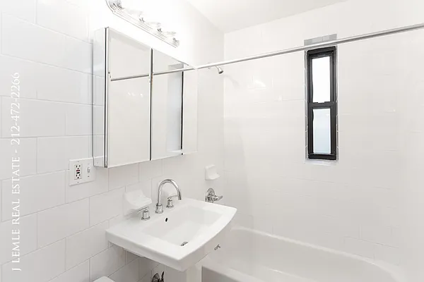 Rented by Copperwood Real Estate | media 30