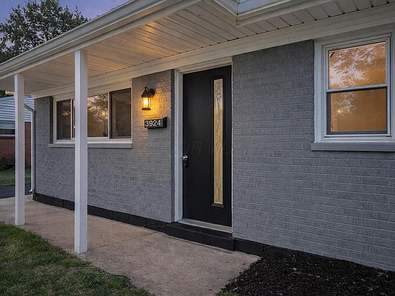 5th image of 3955 E Fulton St
