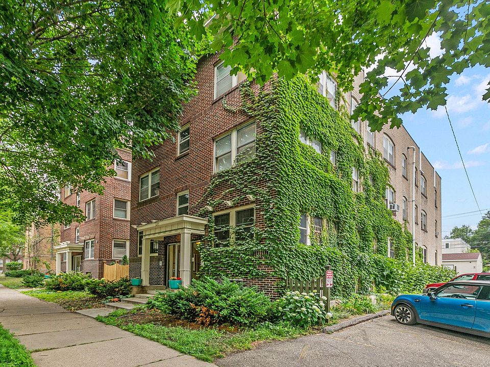 1st image of 3215 Girard Ave S APT 3