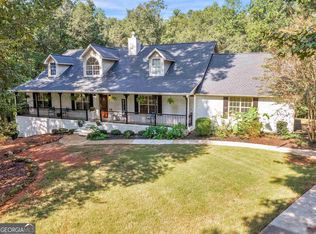 411 River Forest Dr, McDonough, GA