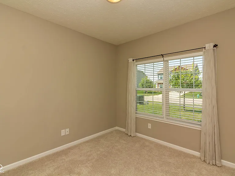 4501 Creighton Ln — Photo 5