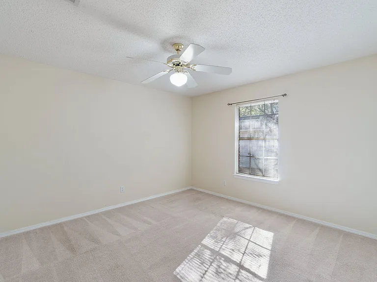 4591 Scarlet Dr — Photo 14
