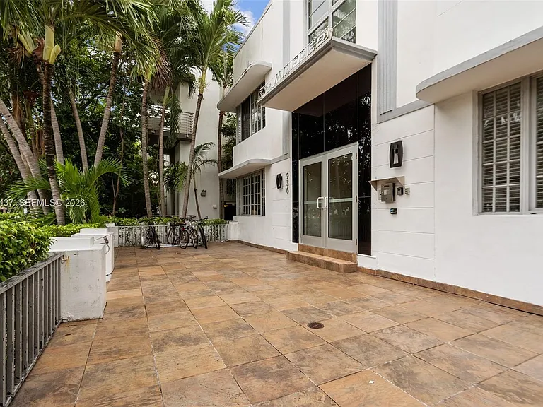 936 Pennsylvania Ave #205 — Photo 9