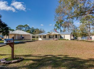 210 Salem St, Interlachen, FL 32148