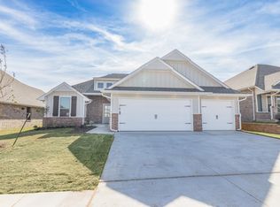 10312 SW 55th Ter, Mustang, OK 73064