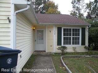 138 Village Ct, Havelock, NC 28532