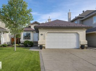 1514 Palmer Close NW, Edmonton, AB T5T 6W3