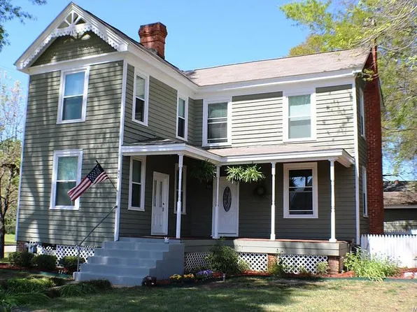 408 W Tuskeena St, Wetumpka, AL 36092