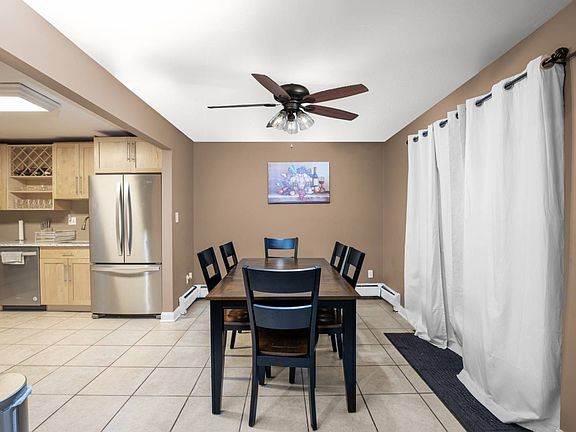 3rd image of 382 Country Club Ln Unit 382