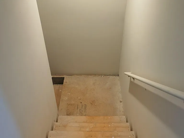 1823 Landon Ln — Photo 39