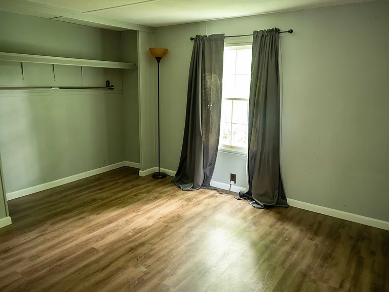 716 West St — Photo 4
