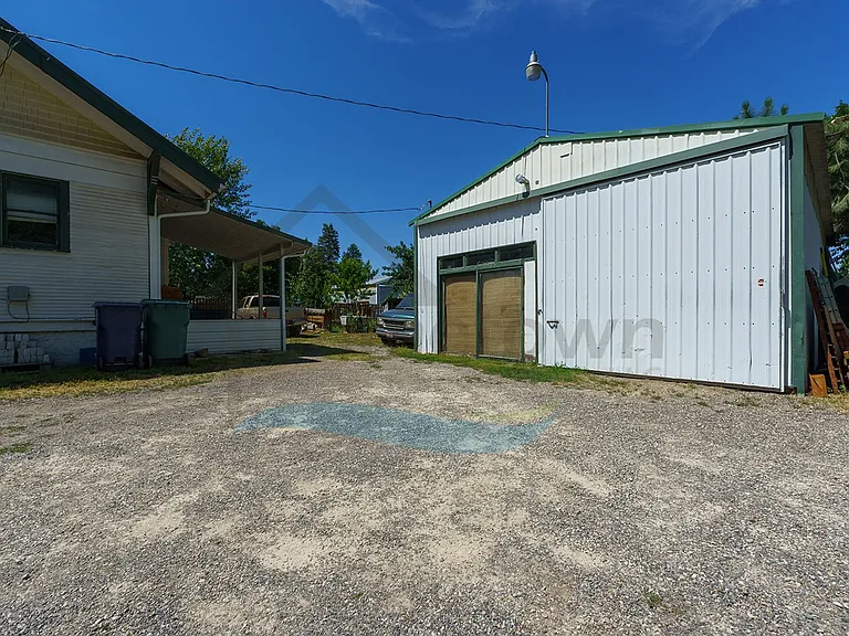 801 E Harrison Ave — Photo 4