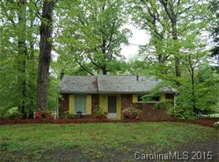 5227 Queen Anne Rd, Charlotte, NC 28217