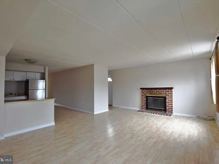 216 W Chester Pike #A — Photo 16