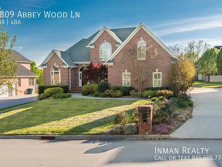 1809 Abbey Wood Ln — Photo 3
