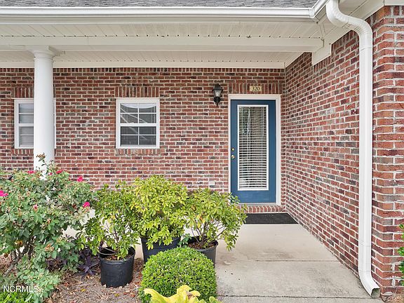 5th image of 320 Hibiscus Way #F