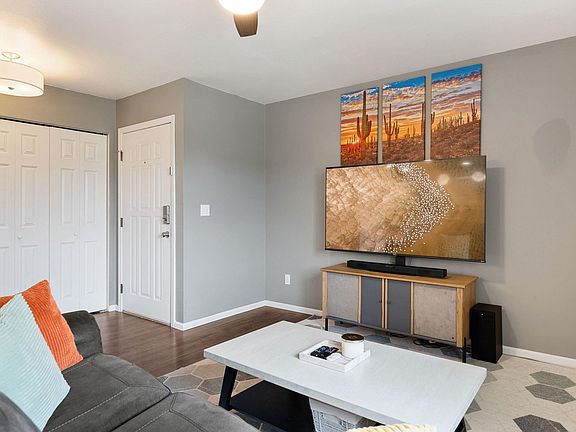5th image of 1024 Tierra Ln #C