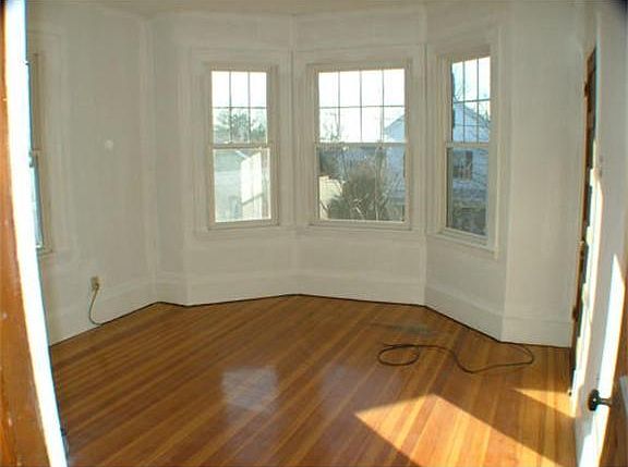 2nd image of 43 Green St