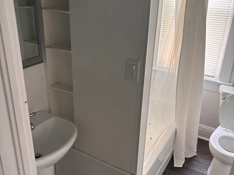 419 Alice Ave — Photo 3
