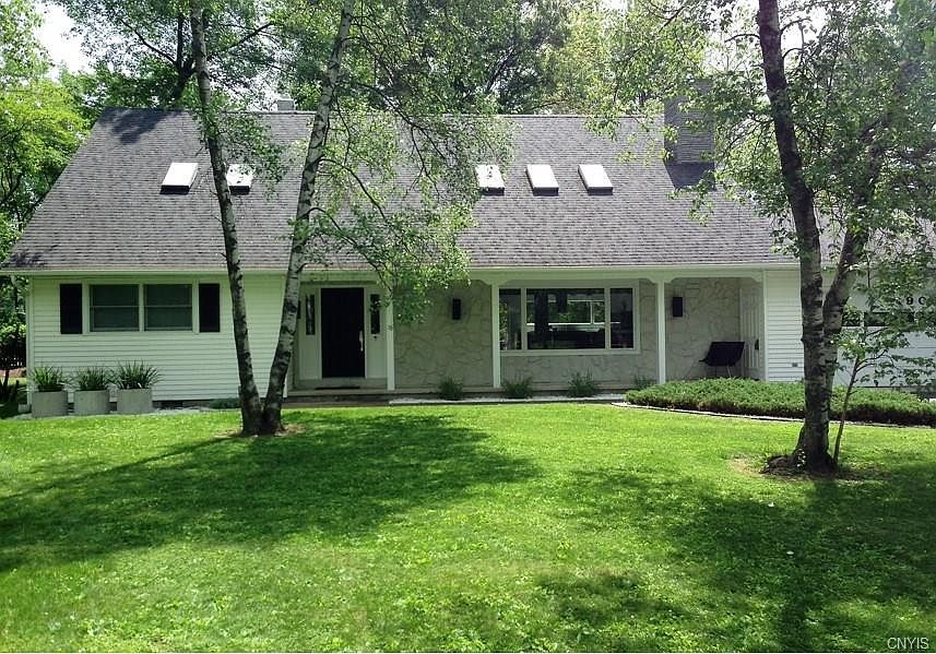 1st image of 1908 Birch Ln