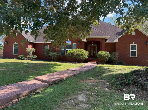 415 Juniper Creek Dr, Brewton, AL 36426