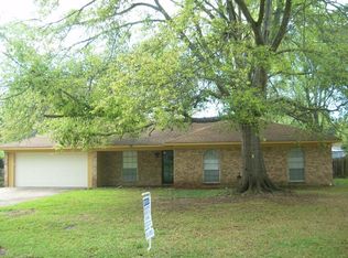 9410 Pitch Pine Dr, Shreveport, LA 71118