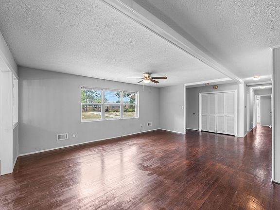 3rd image of 231 Maywood Drive