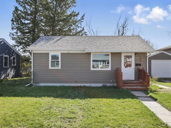 2031 10th Ave, Belle Fourche, SD 57717