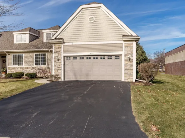 7446 Bell Harbour Dr, Rockford, IL 61114