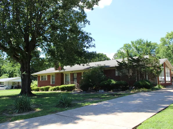 1502 Martin Dr, Pocahontas, AR 72455