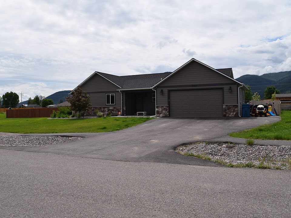 1st image of 21427 Megan Dr