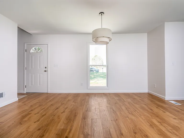 2720 Florentine Rd — Photo 4