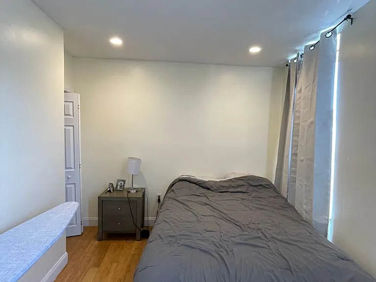 216 Maverick St #3B — Photo 1