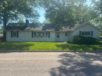 902 S Hackman St, Staunton, IL, 62088