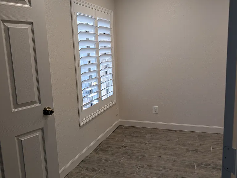 3rd bedroom (office/den)