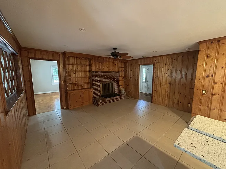 726 Wisteria Dr — Photo 44