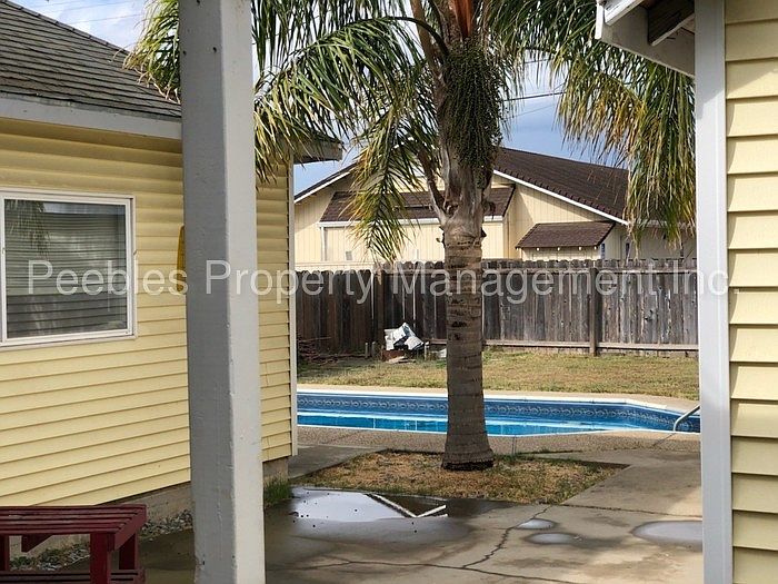 2nd image of 147 Nevada St