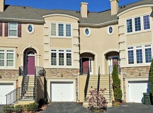 38 W Aspen Way, Aberdeen, NJ 07747