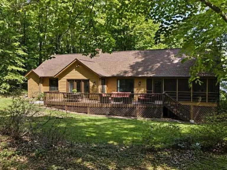 203 Birchside Cir — Photo 11